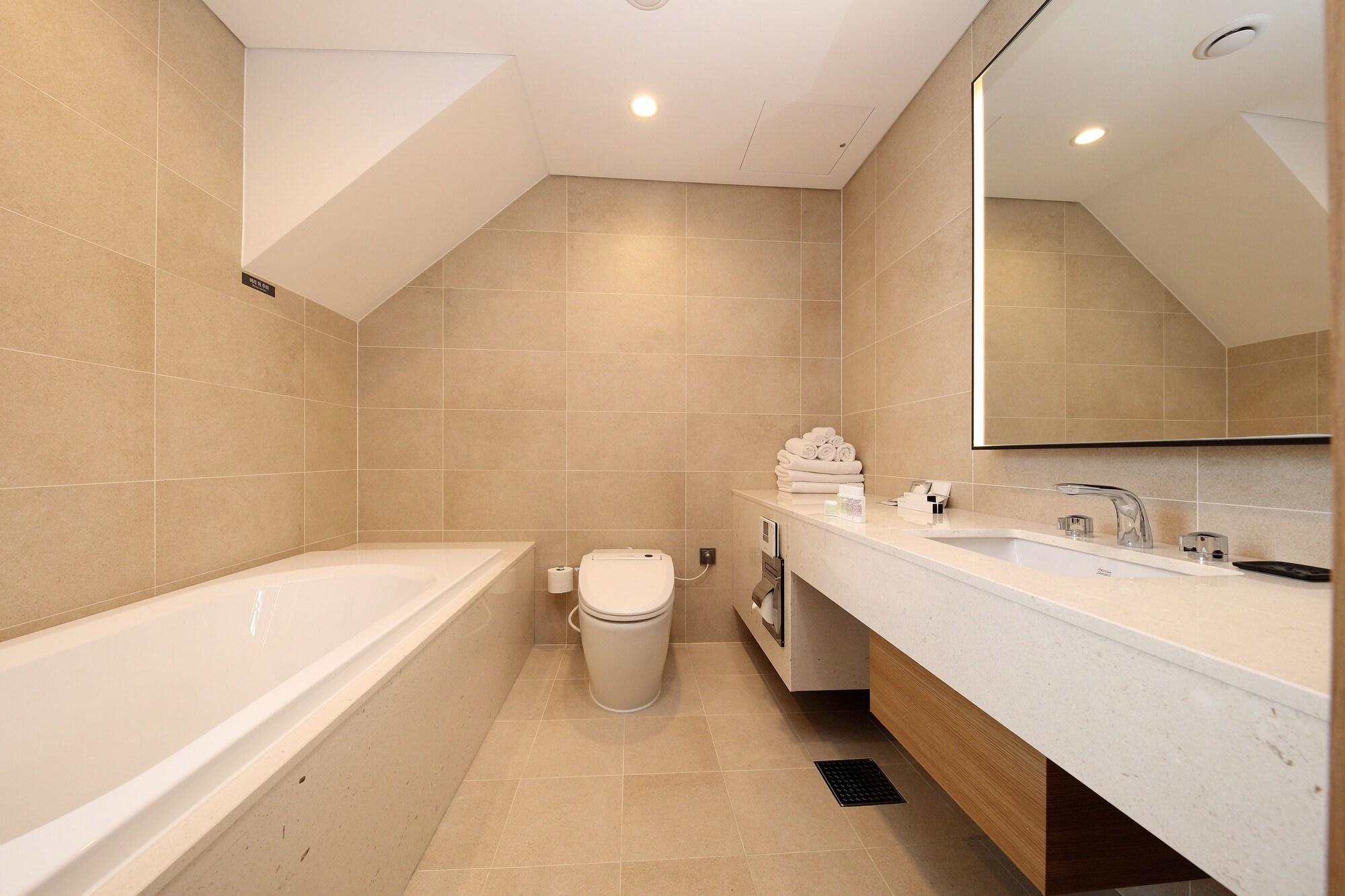 Midas Hotel & Resort Gapyeong Εξωτερικό φωτογραφία