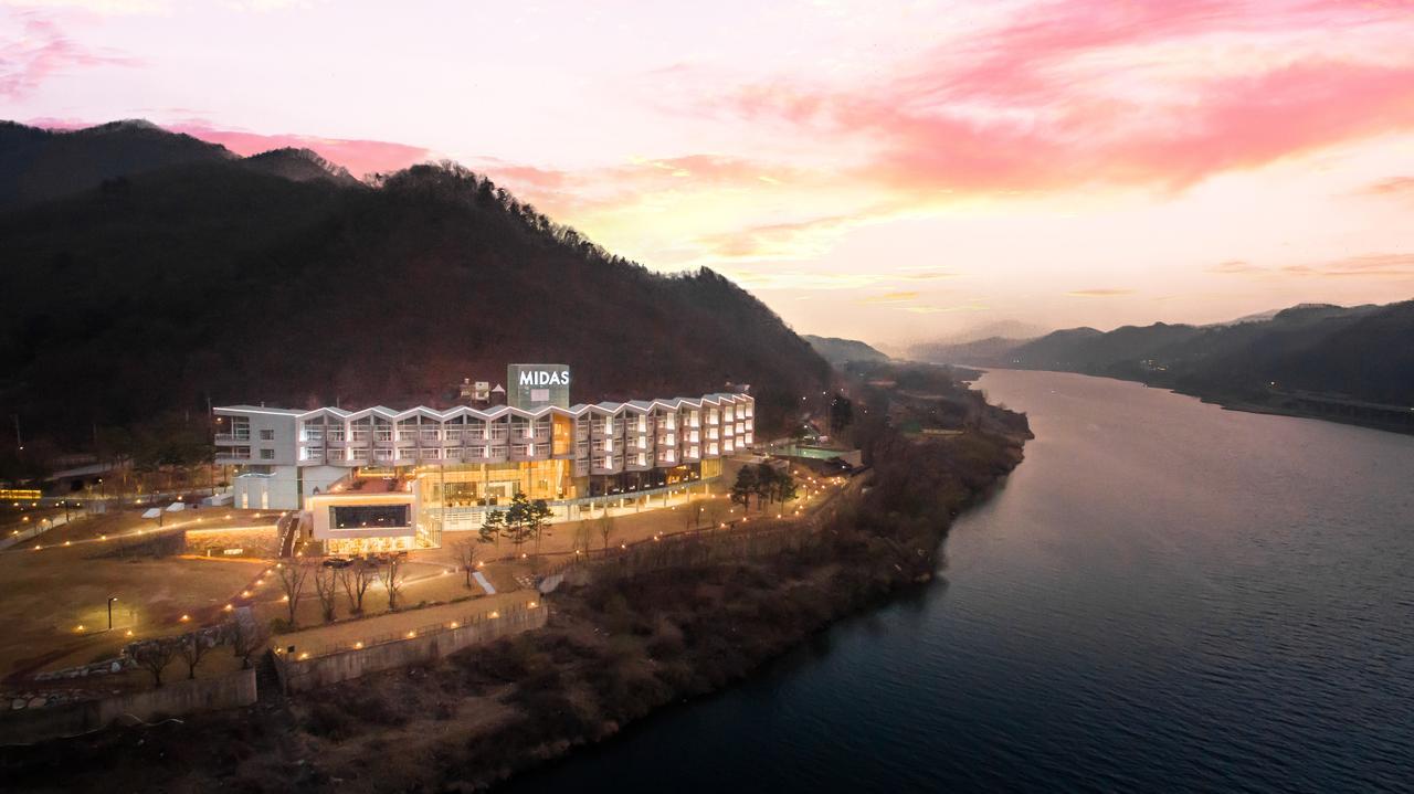 Midas Hotel & Resort Gapyeong Εξωτερικό φωτογραφία
